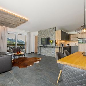 Suite met een Slaapkamer en een King Size Bed